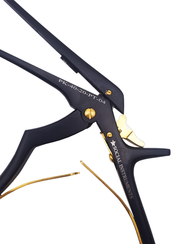 Pinça Kerrison desmontável 20cm, ponta para cima de 4mm, angulada em 40° preta - Image 4